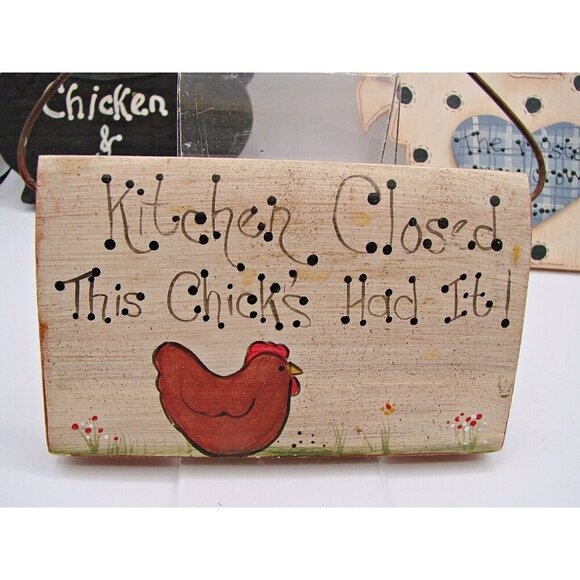 Lot of 4 Country Farm Chicken Rooster Wooden Signs Decor Kitchen Hanging Display - Picture 3 of 10